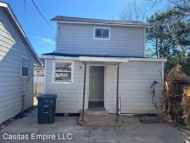 1 br, 1 bath House - 7404 Navigation Blvd... - 1 br, 1 bath House - 7404  Navigation Blvd...