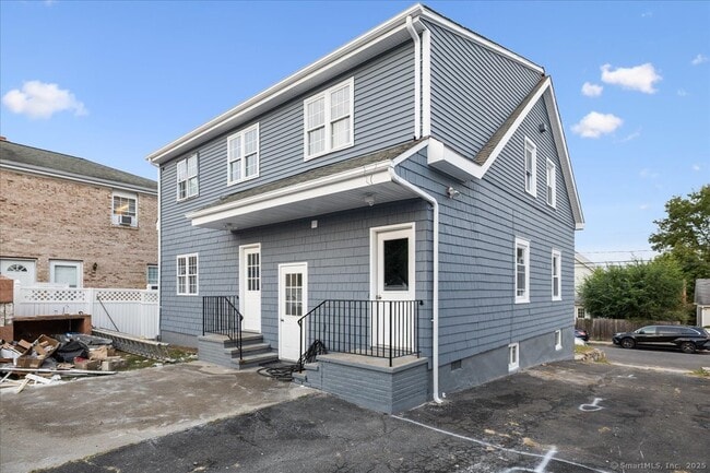 Building Photo - 85 Avery St