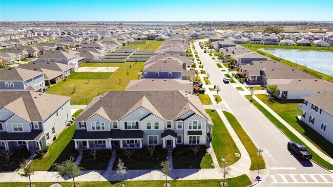 Building Photo - 2512 Blowing Breeze Ave