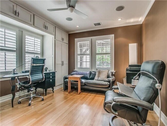 Building Photo - 1109 NW 55th St