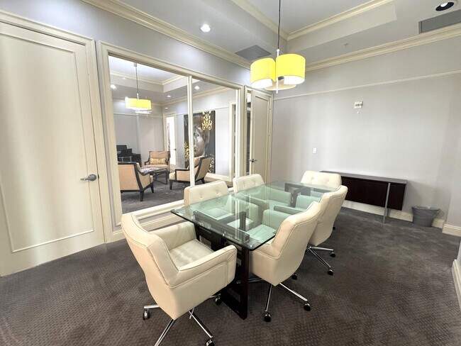 Building Photo - 233 S Federal Hwy