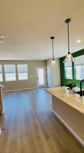 Building Photo - 978 Nettle Ln
