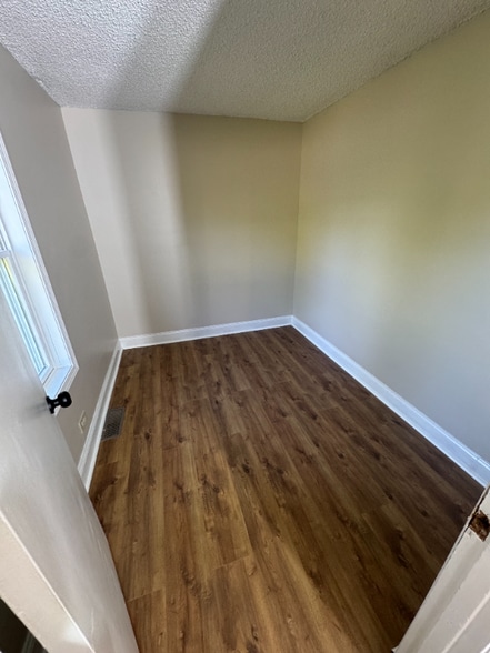 Building Photo - 30513 N Wilson Rd