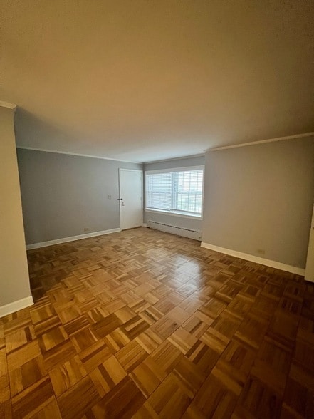 Building Photo - 1408 Hinman Ave