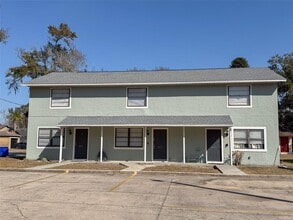 Building Photo - 2017 N Kelley Ave