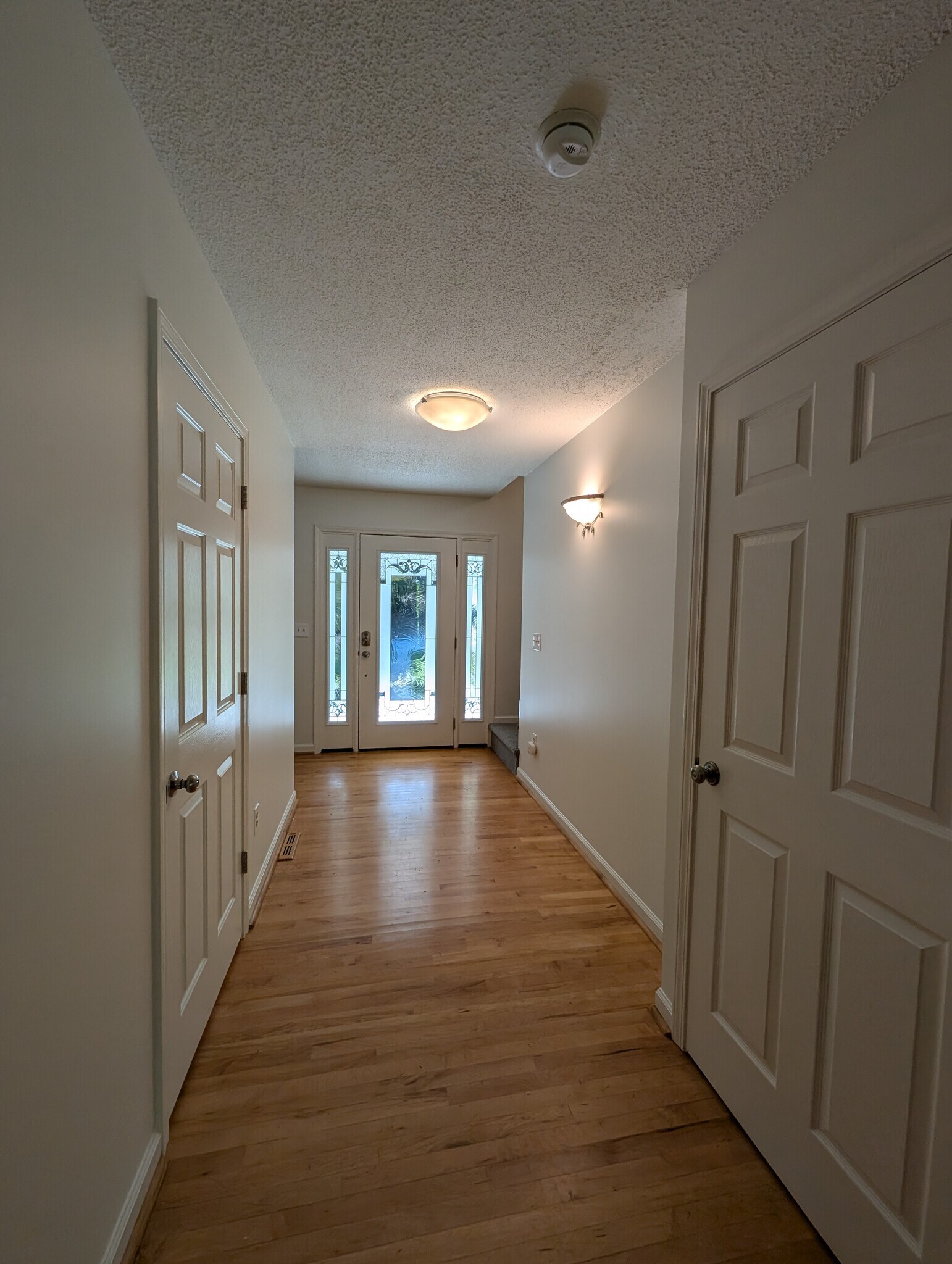 entry - 14 Weaver Rd