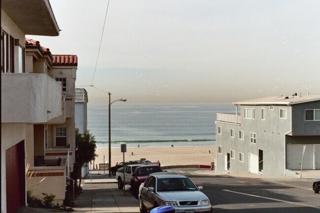Primary Photo - 128 Marine Ave