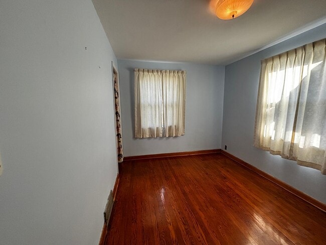 Building Photo - 3 Bedroom 1 Bath Rental Rome NY