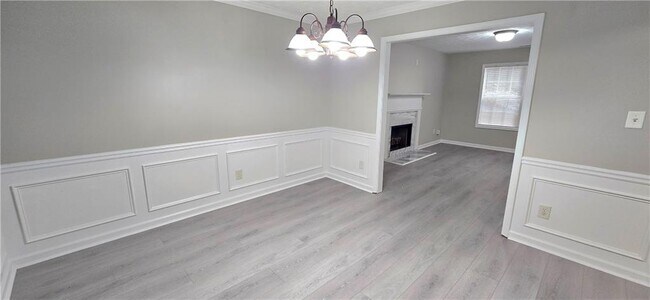 Building Photo - 610 James Ridge Dr