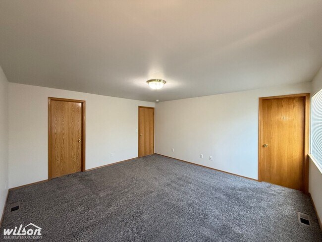 Building Photo - 7400 Richey Rd
