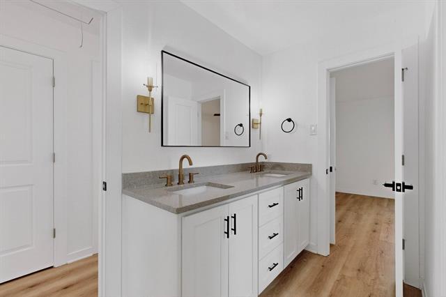 Building Photo - 7116 Town Bluff Dr