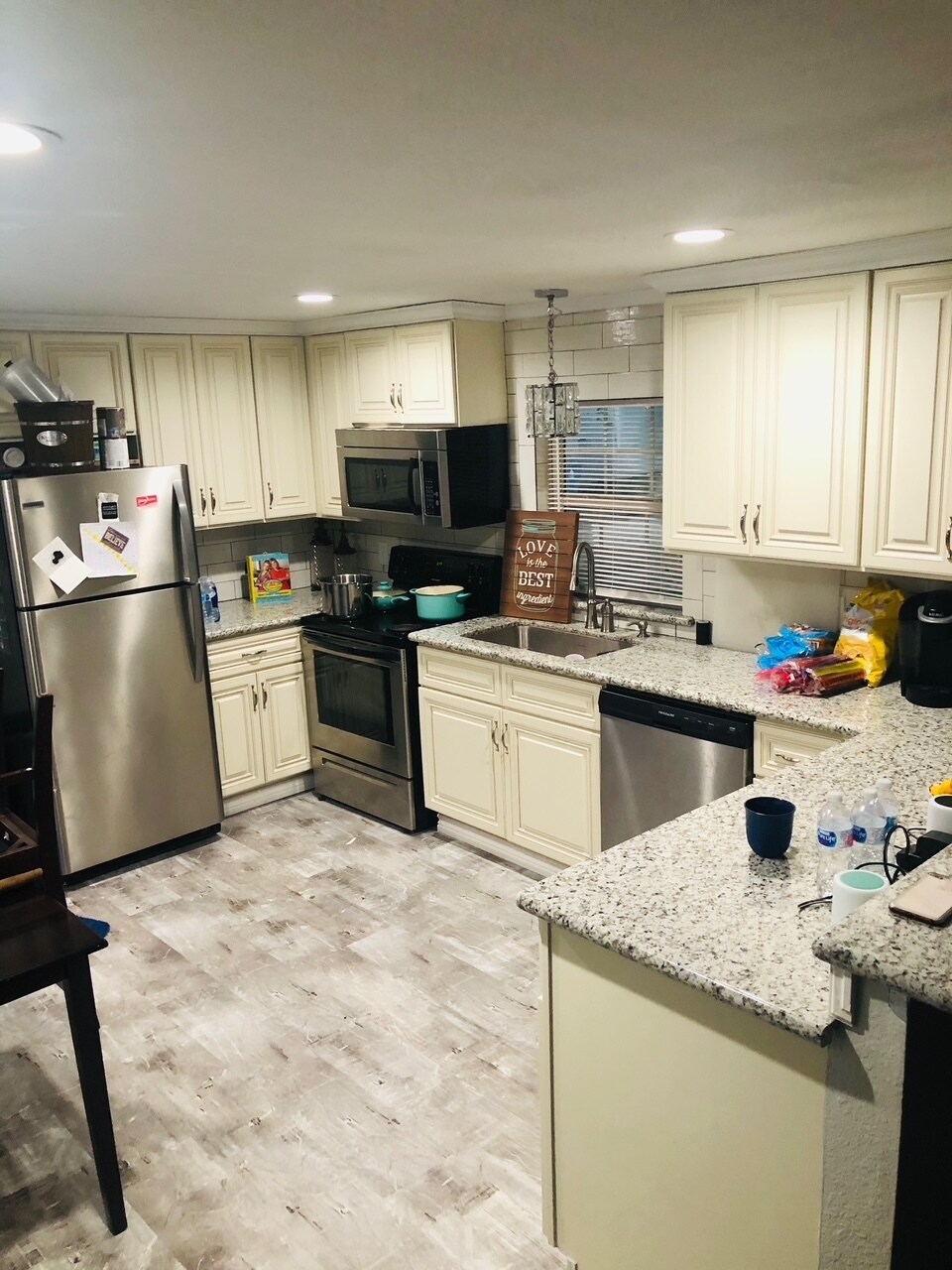 Kitchen - 2328 Shanks Rd