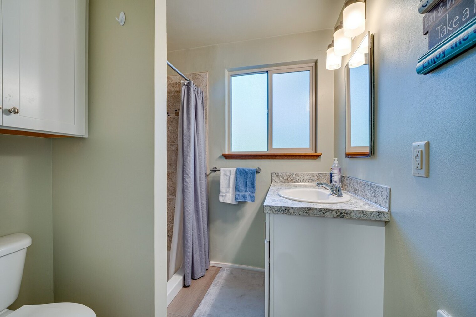 Building Photo - 22403 Shetland Rd