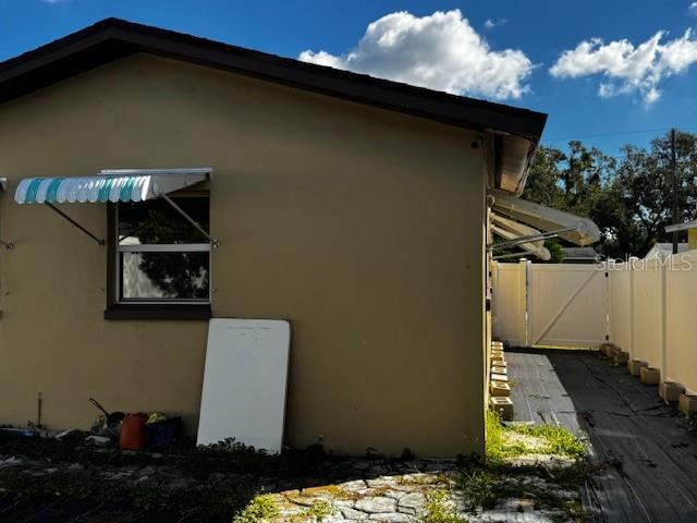 Building Photo - 1155 San Remo Dr