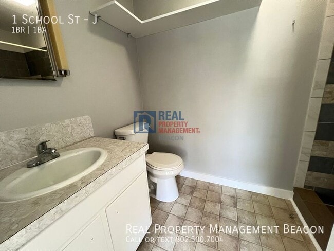 Building Photo - 1 School St