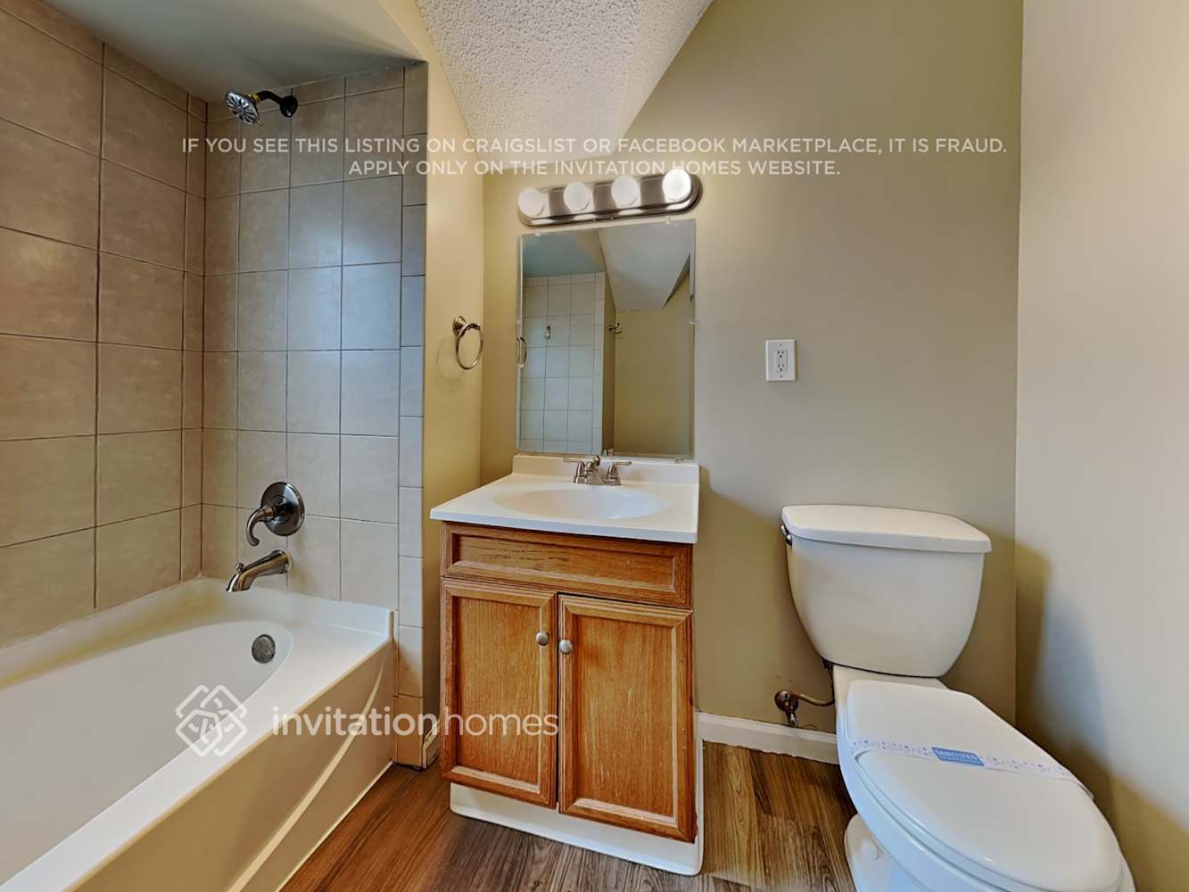 Building Photo - 4511 Snelling Ave