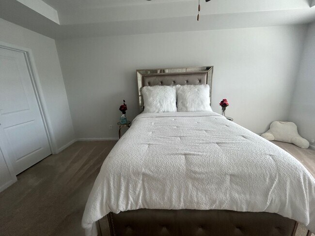 Building Photo - 2769 Prince Charles Ct