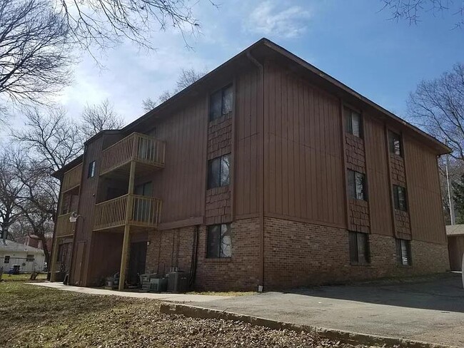 Building Photo - 8620 N 31st St