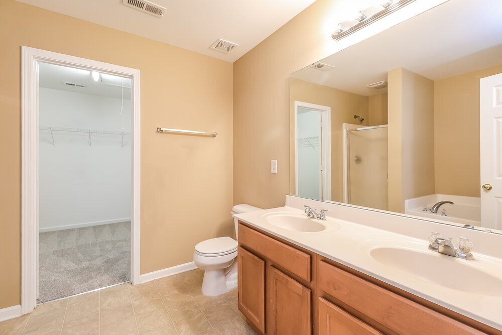 Building Photo - 6512 Blackwood Ln