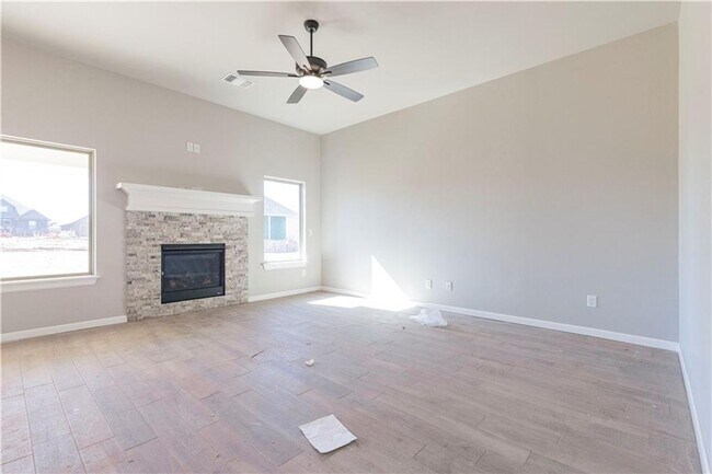 Building Photo - Beautiful 4 Bedroom 2 Bathroom Home in Deer Creek Schools with a Storm Shelter and Outdoor Fireplace