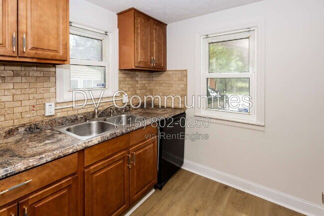 Building Photo - 18412 Waterbury Ave
