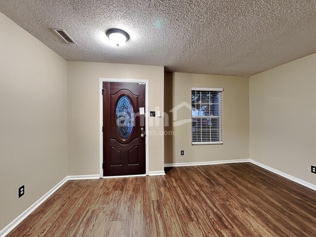Building Photo - 8235 Gathering Cir