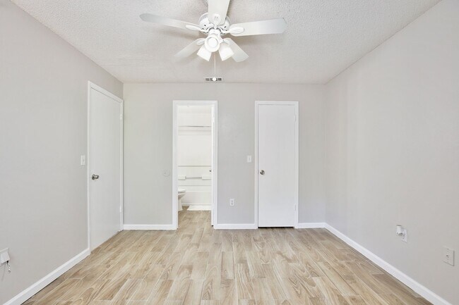 Building Photo - The Landings Condominiums