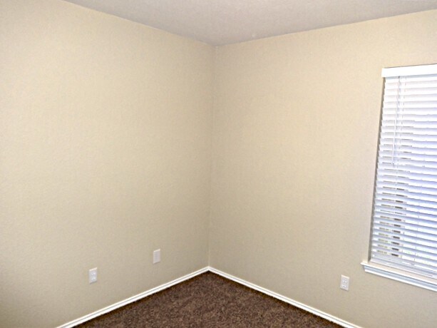 Building Photo - 2131 Jester Farms