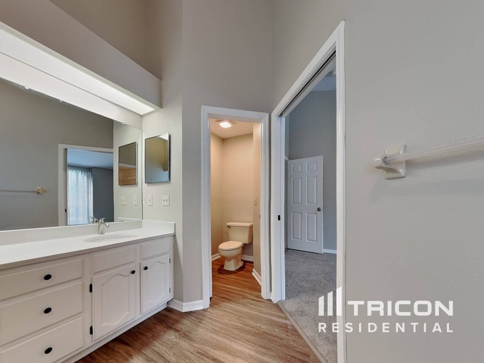 Building Photo - 809 Silversmith Cir