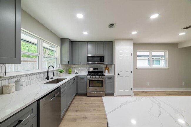 Building Photo - 7300 Fred Morse Dr