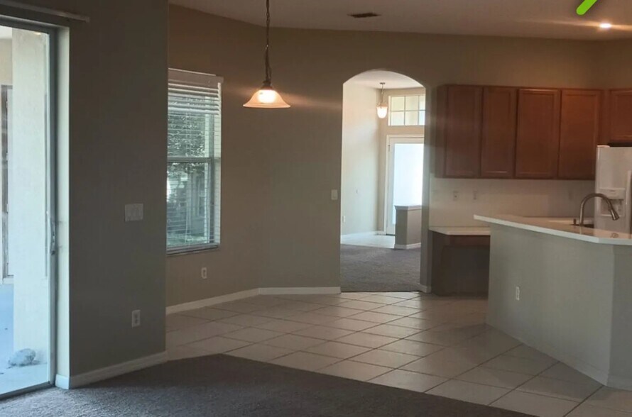 Building Photo - 14794 Edgemere Dr