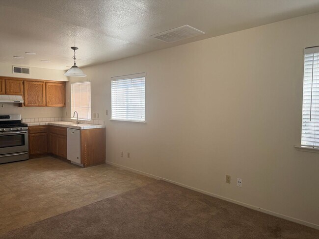 Building Photo - 8317 Bramble Bush Cir