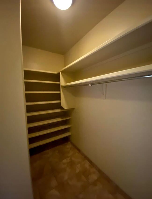Building Photo - 4226 Tres Ninos Dr