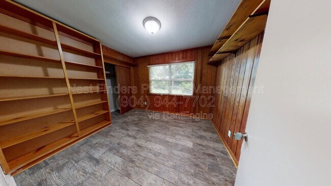 Building Photo - 1365 Seminole Rd