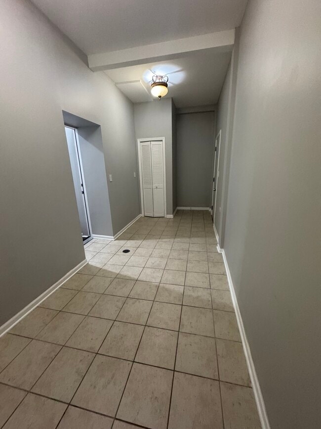 Building Photo - 1630 S Washtenaw Ave.