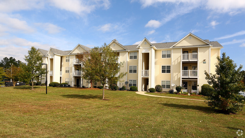 Primary Photo - Palmetto Pointe Apartments