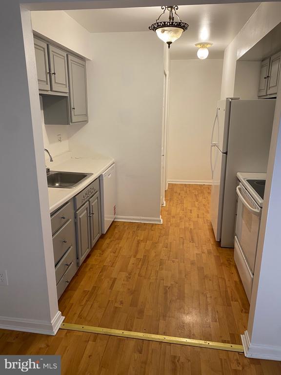 Building Photo - 9717 Whiskey Run