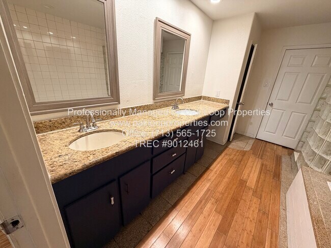 Building Photo - 12514 Safeguard St