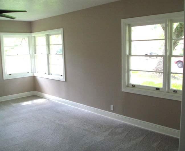 Building Photo - 2490 Harrison Ave