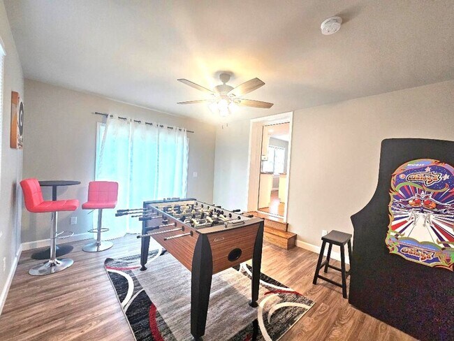 Building Photo - 3 Bedroom home minutes from Prisma Health and Downtown Greenville