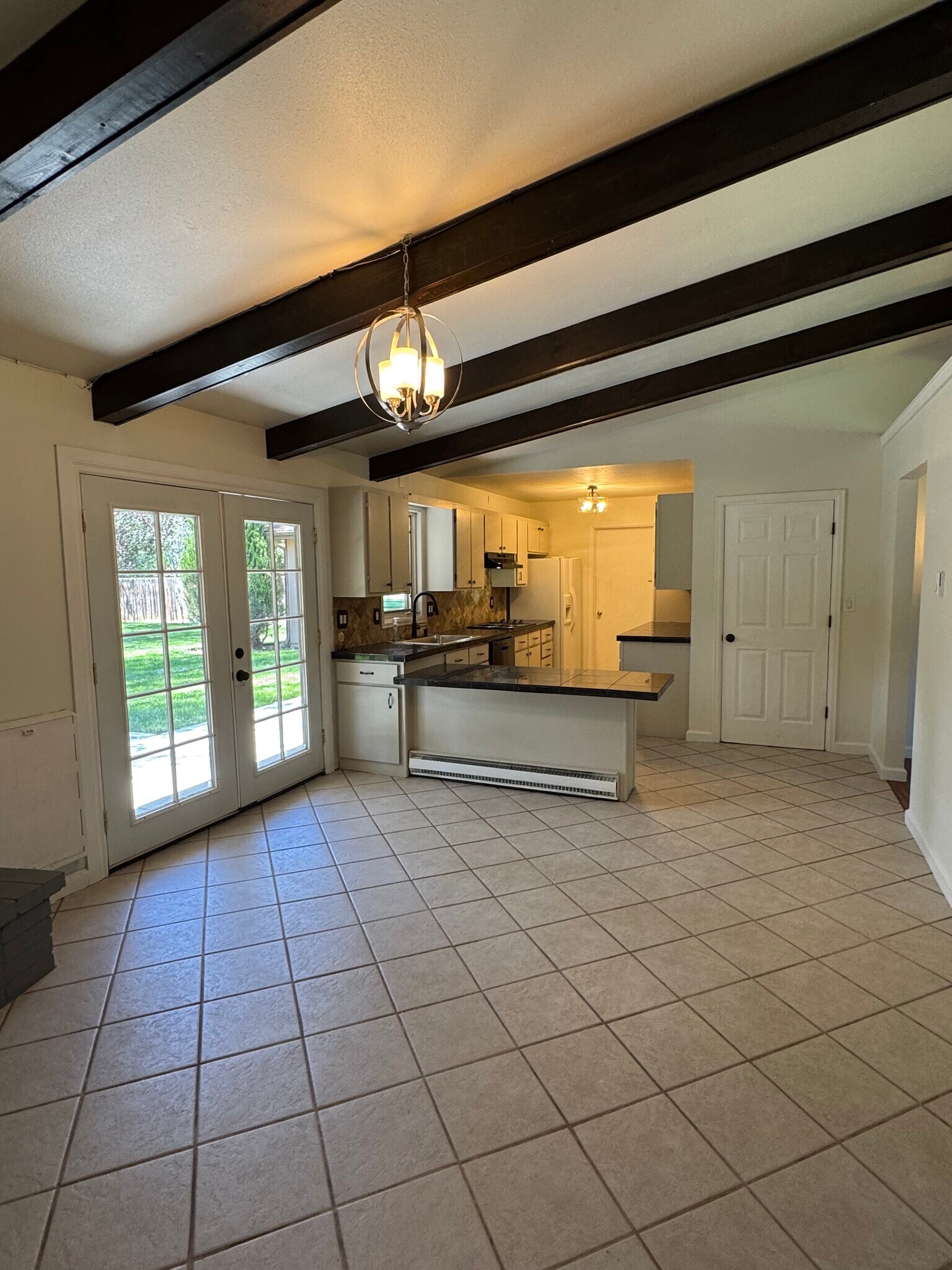 Building Photo - 5213 Griffith Dr