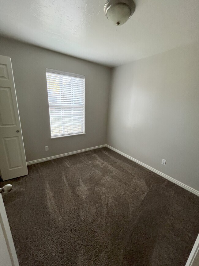 Bedroom 1 - 1551 S 125 E