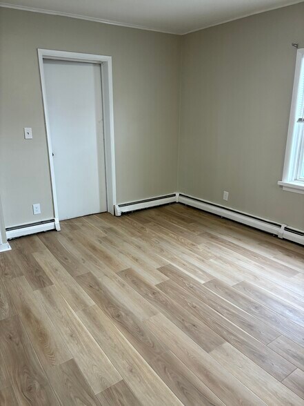 Building Photo - 41 White St