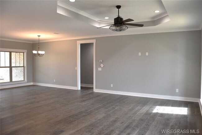 Building Photo - 364 Lakes Dr