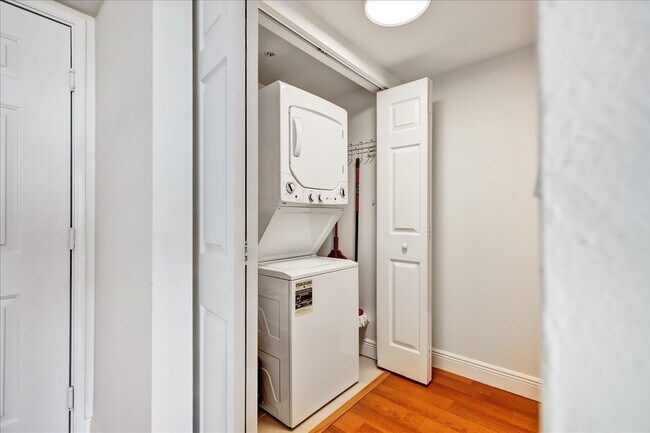 Building Photo - City Place Tower Condominium, Unit 801: Se...