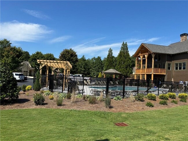 Building Photo - 219 Stoneybrook Dr