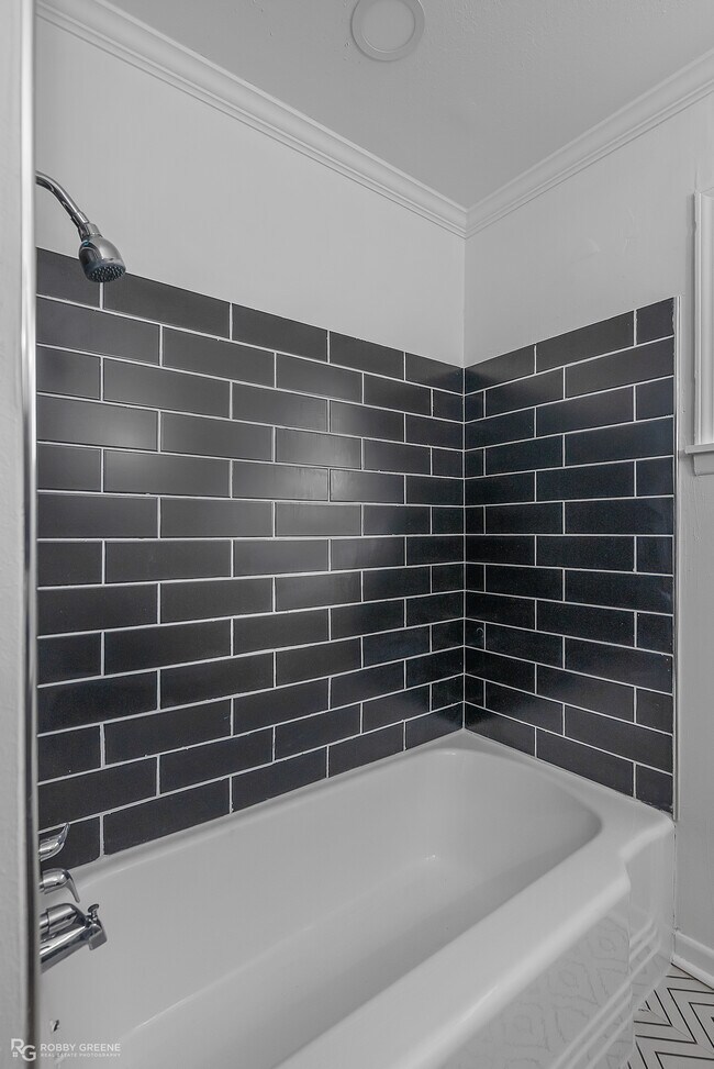 Building Photo - 1522 Captain Shreve Dr