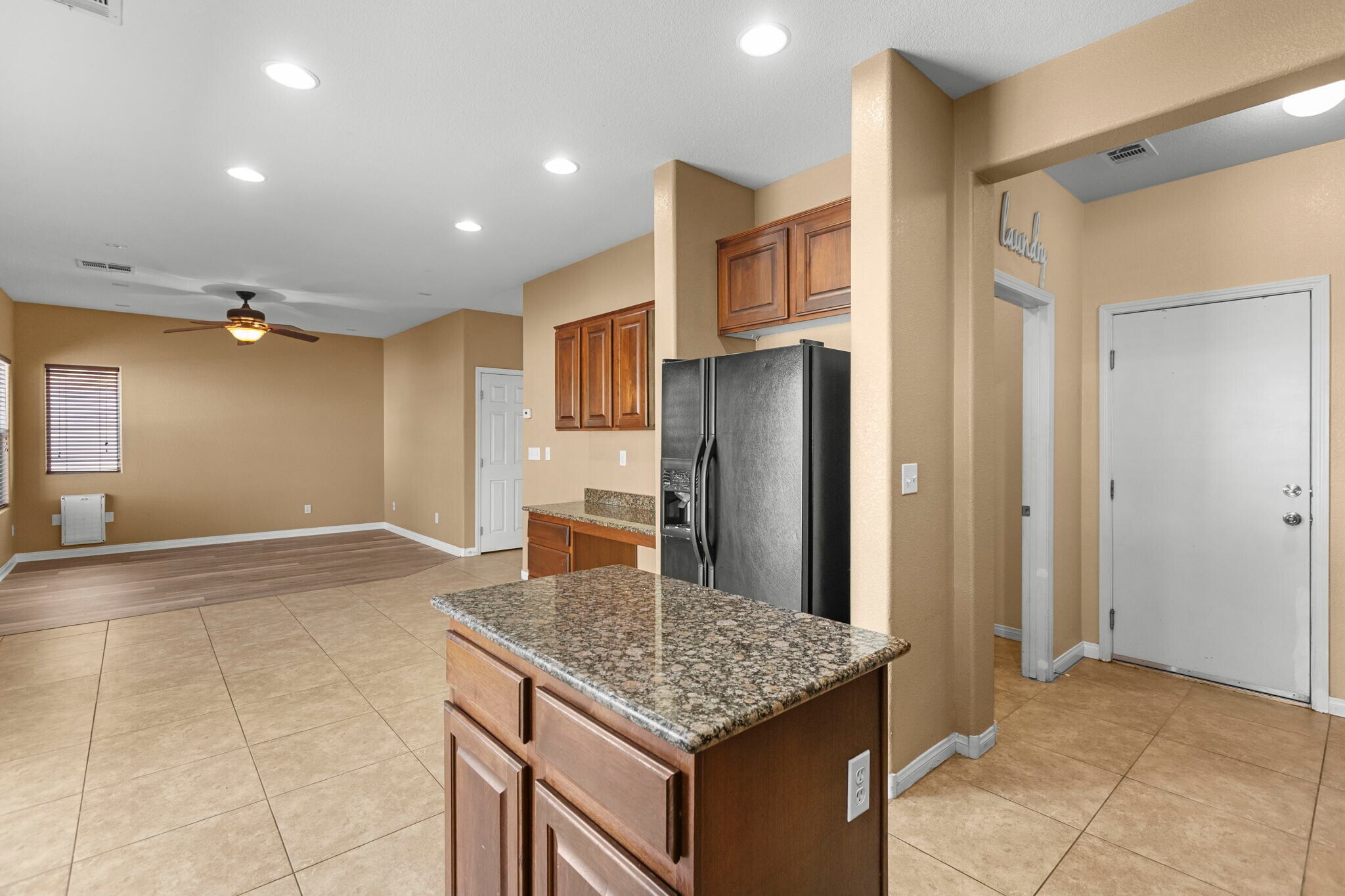 Building Photo - 3936 Red Trumpet Ct