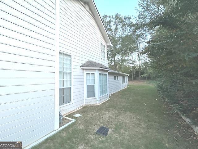 Building Photo - 305 Carriage Chase