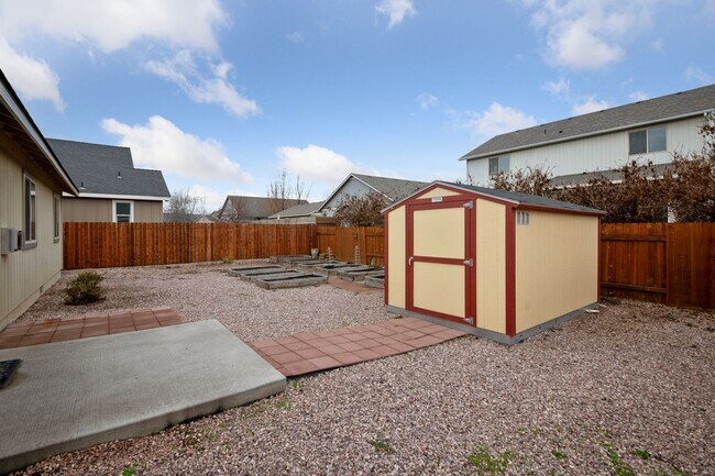 Building Photo - Charming home in Southwest Redmond